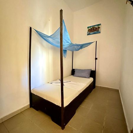 Guesthouse Cocotiers Cotonou Ngoại thất bức ảnh
