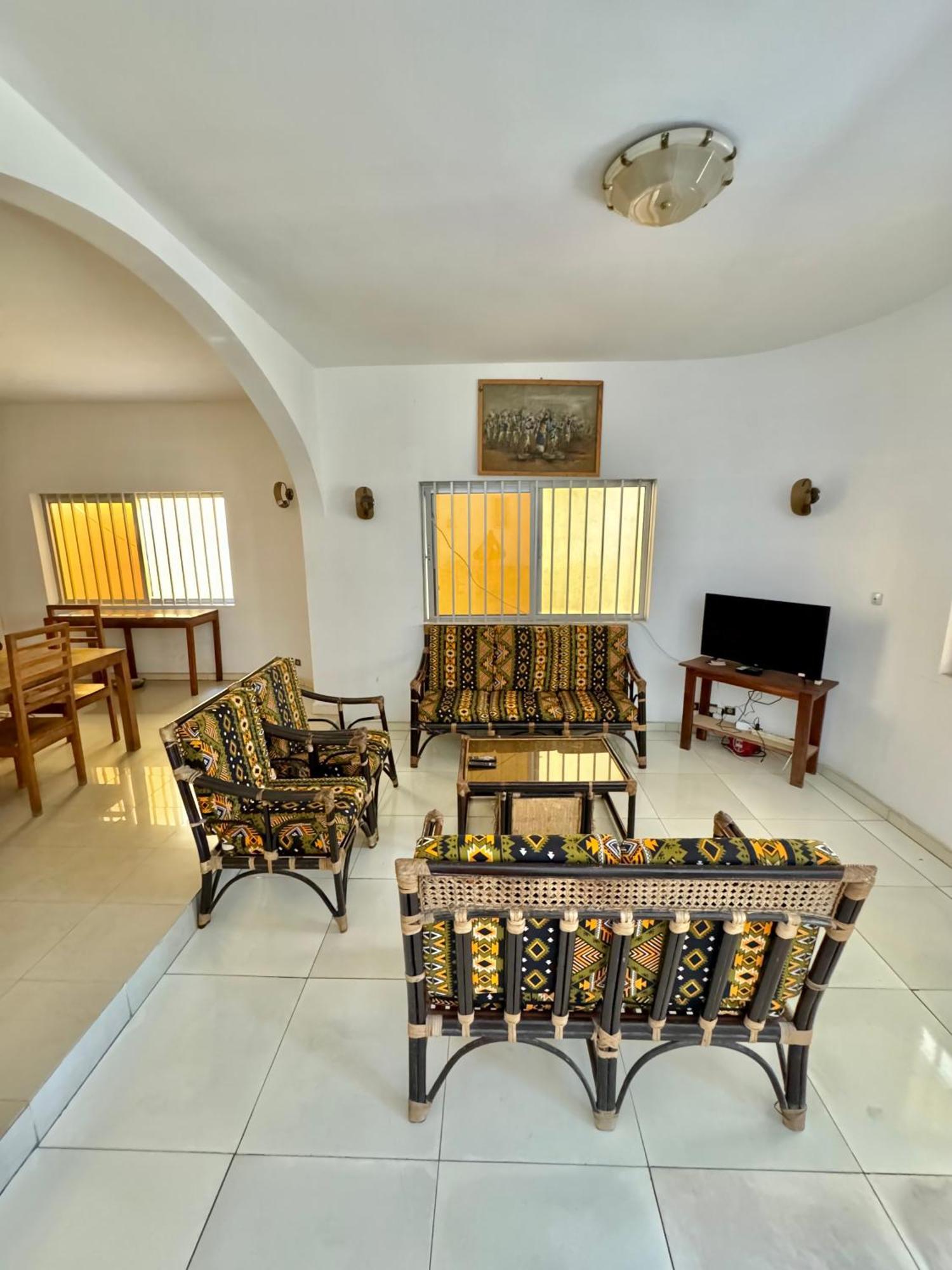 Guesthouse Cocotiers Cotonou Ngoại thất bức ảnh